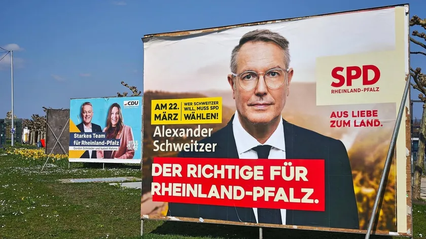 Almanya'da Renanya-Palatina Eyaletinde Yerel Seçimler Başladı: CDU ve SPD Yarışıyor