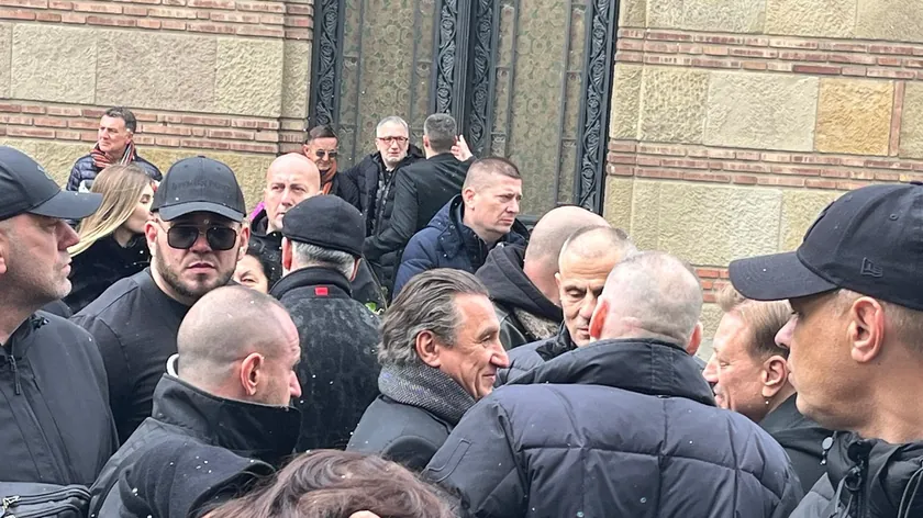 Belgrad'da ölü bulunan Miša Omega için Joca Amsterdam'dan dikkat çeken taziye