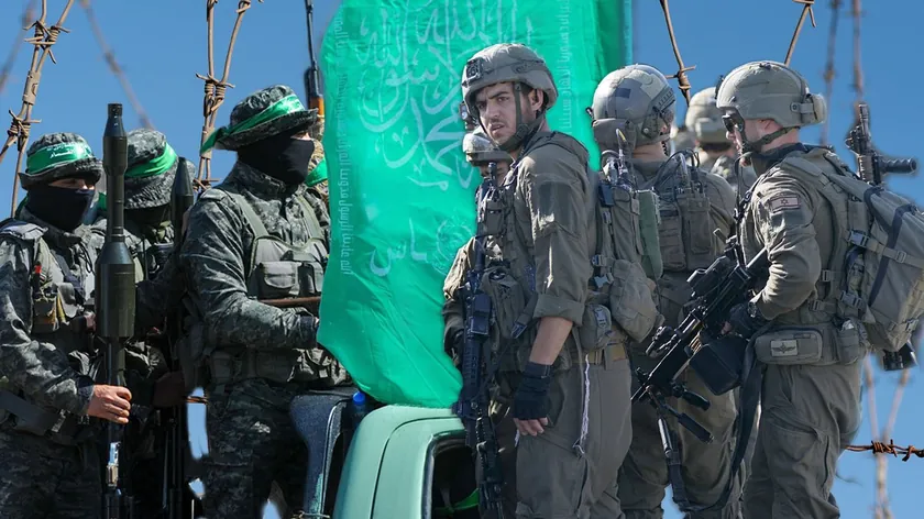 Hamas'ın silahlanması konusunda anlaşma ve karşı çıkışlar İsrail arasında yaşanıyor.