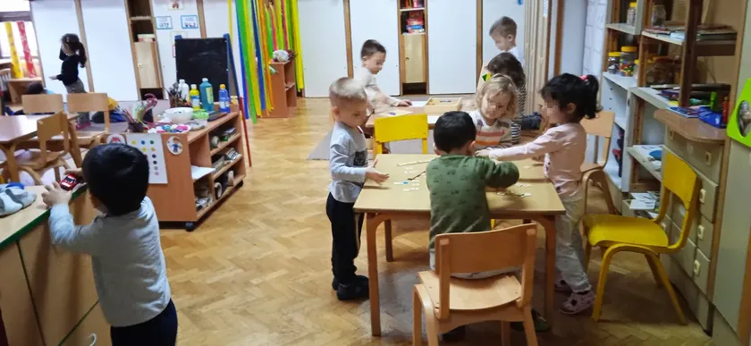 Sırbistan'da çocukların kreşe kaydı için elektronik başvuru süreci başladı