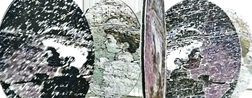 Sırbistan Pançevo'da sanatçı Dragana Dražović Ilić'ten "Dokunma Sınırları" sergisi