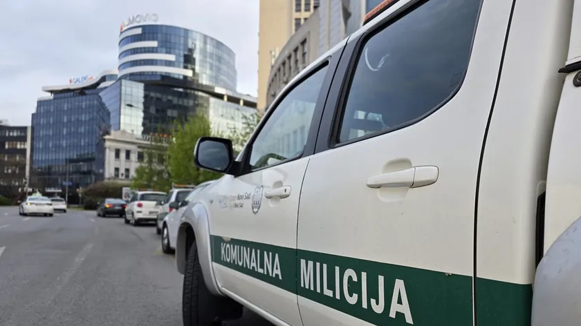 Sırbistan Novi Sad'da düşen iskele sonrası Nork binasında acil denetim başlatıldı