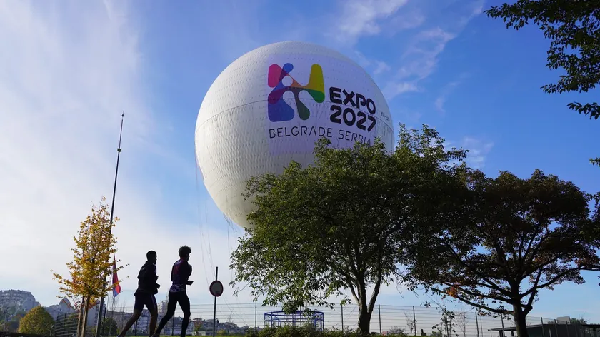 Belgrad'ı havadan görmek isteyenler için Ada Ciganlija'da Expo 2027 balonu