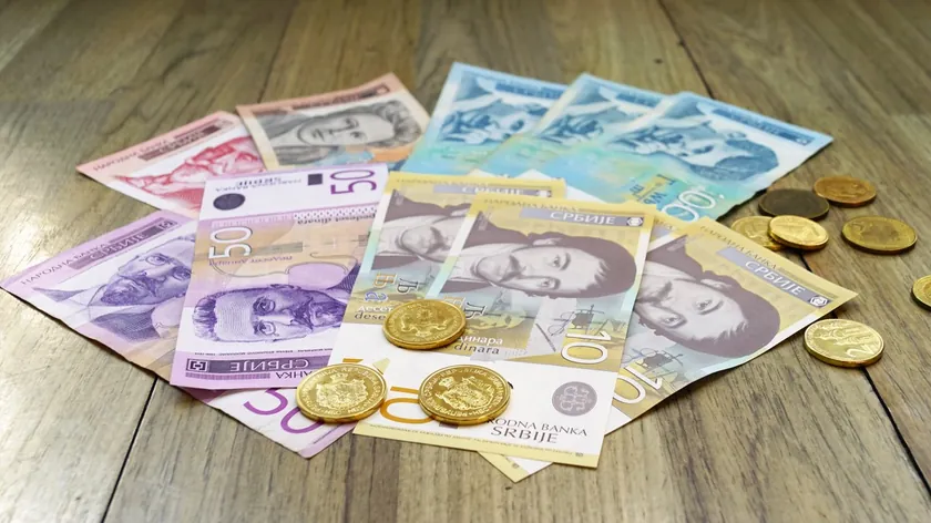 Sırbistan'da 6.000 Dinar Tek Seferlik Para Yardımı İçin Bir Milyonun Fazlası Başvuru Yaptı