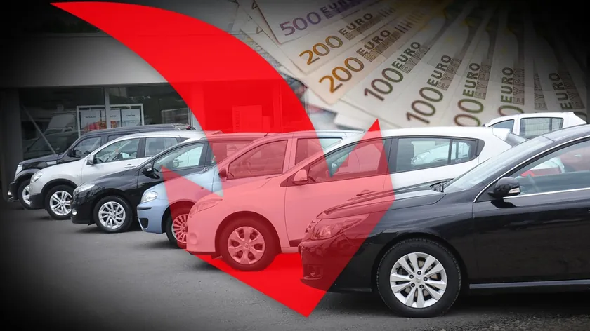 Kristin, servisin fiyat teklifini reddediyor ve kendi aracını tamir ediyor.