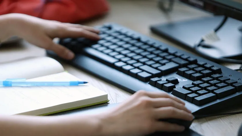 Sırbistan'da 140.000 ev hanesine internet erişimi sağlamak büyük önem taşıyor.