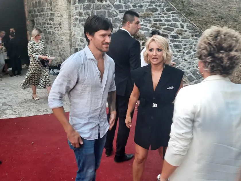 Sırbistanlı Şarkıcı Goca Tržan'ın Eşinin Şirketi 2025'te Gelirini İkiye Katladı