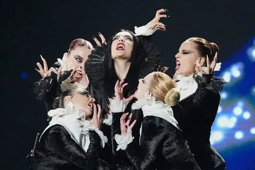 Karadağ Temsilcisi Tamara Živković Eurovision'da Sahne Aldı, Geçmişiyle Dikkat Çekti