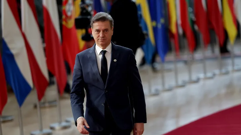 Slovenya Parlamentosu Robert Golob'a İstihdam Etti