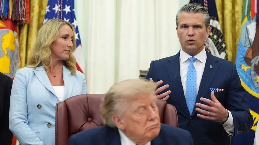ABD Başkanı Donald Trump, Pit Hegset'in Pentagon'daki çalışmalarından çok memnun olduğunu belirtti.