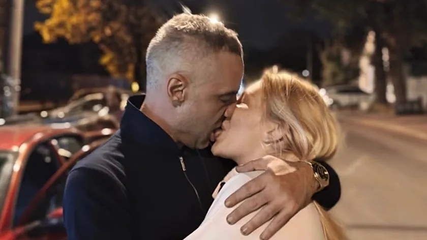 Eski politik ve gerçeklik şovu yarışmacısı Aleksandar Požgaj, eşi Ivana ile boşanmasının ardından yeniden duygusal olarak doluyor.
