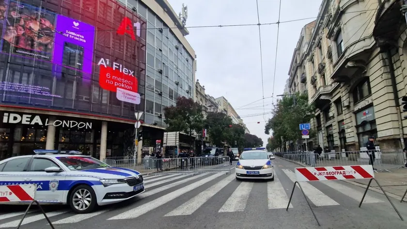 Belgrad'da Kralja Milana Caddesi trafiğe kapatıldı
