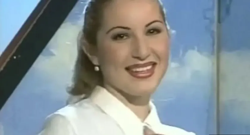 Sırbistanlı Şarkıcı Jelena Broćić Özel Hayatını Ve Boşanma Sürecini Kamuoyundan Uzak Tutuyor