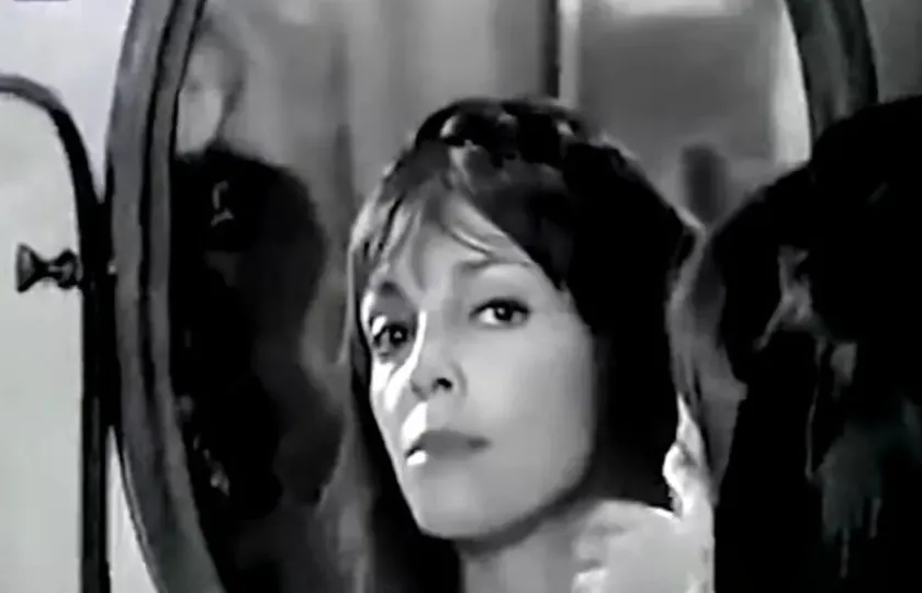 Yugoslavya'da tüm halkın aşık olduğu bir aktris ölmüştür 40 yaşında ağır hastalıktan hayatını kaybetti.
