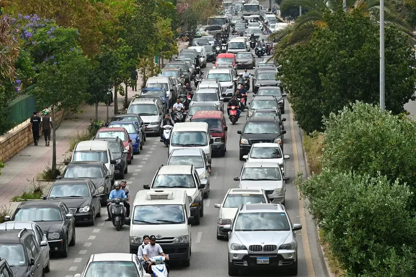 İsrail Güney Beyrut'a Saldırı Talimatı Verdi, Halk Kentten Ayrılıyor