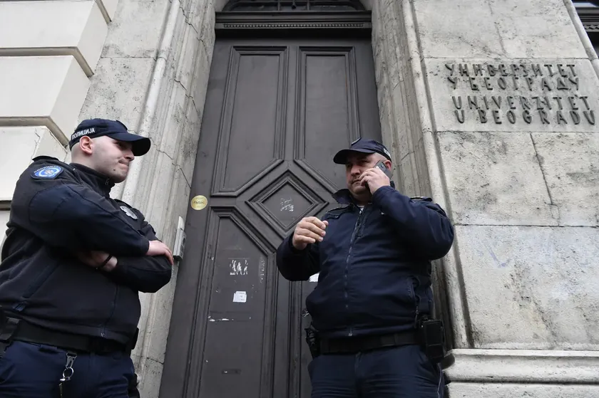 Sırbistan'da öğrenci ölümü soruşturması tamamlandı, Belgrad Savcılığı karar verecek.