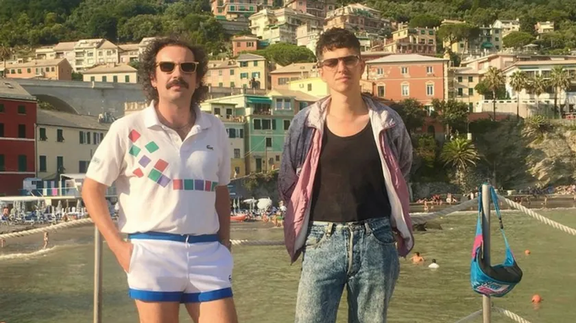 Mind Enterprises İkilisi Retro Tarzıyla Sosyal Medyada Küresel Fenomen Haline Geldi