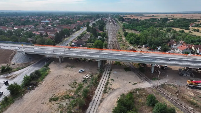 Dunav Koridoru'nda Malokrsni'de Köprü Açıldı