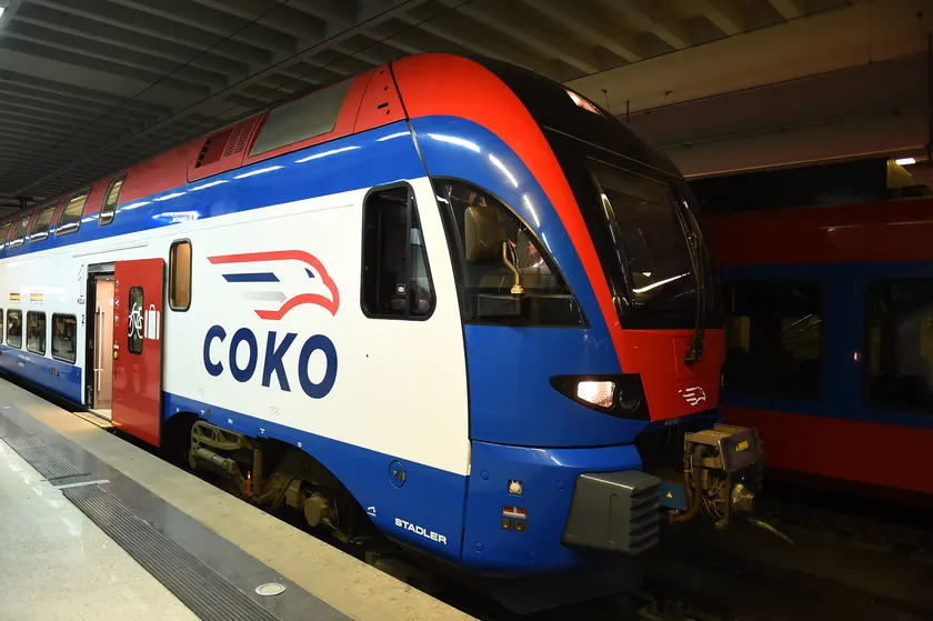 Bačka Topola'dan Subotica'ya giden "Soko" treni dört saat sürdü