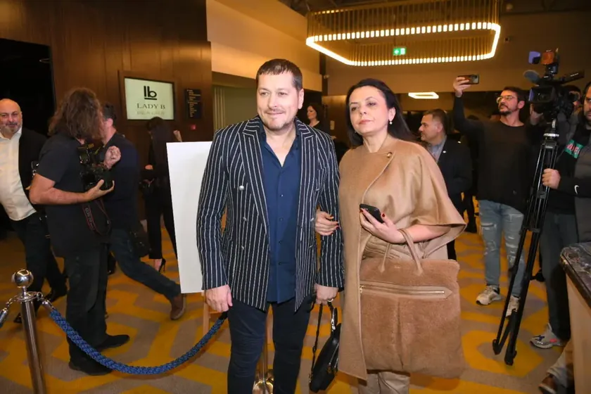 Aco Pejovic vecsitro 30 yildir karisi Biljana ile evli.
