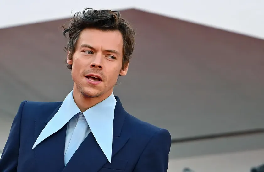 Harry Styles Wembley Stadı'ndaki konser serisiyle Guinness Rekoru'na imza attı