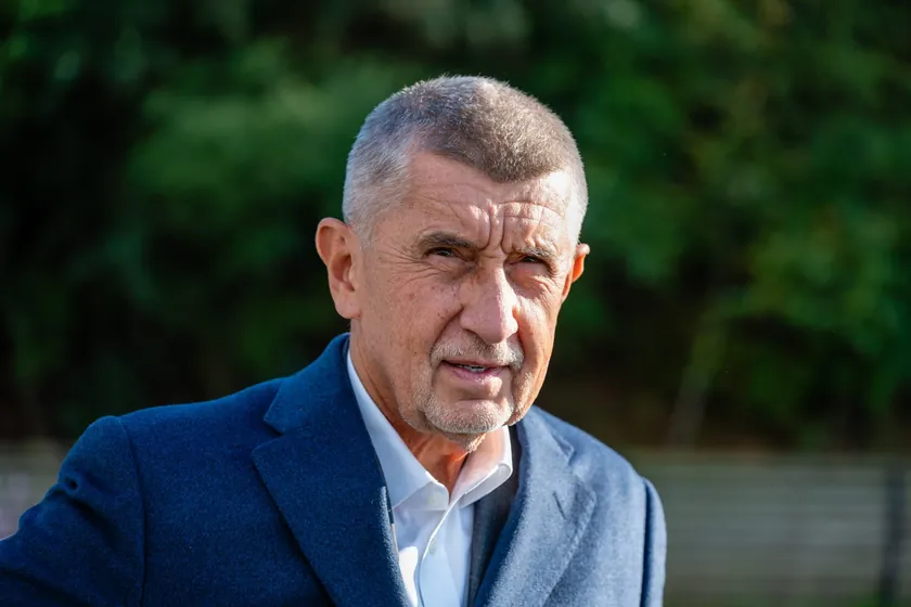 Babiş: Grenland'ı Anlamak İçin Bir Küre Aldım