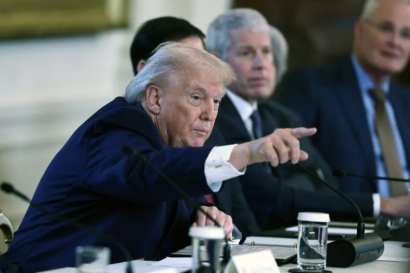 Donald Trump'tan Küba'ya Uyarı: "Anlaşma yapmazsanız, sütuna para veya petrol gelmeyecek"