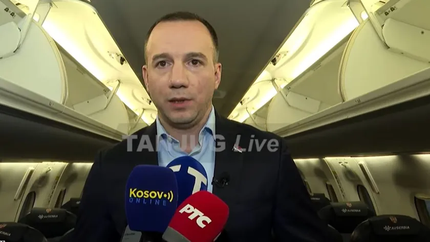 Sırbistan İsrail'den tahliye edilen vatandaşları taşıyan uçak Mısır'a ulaştı