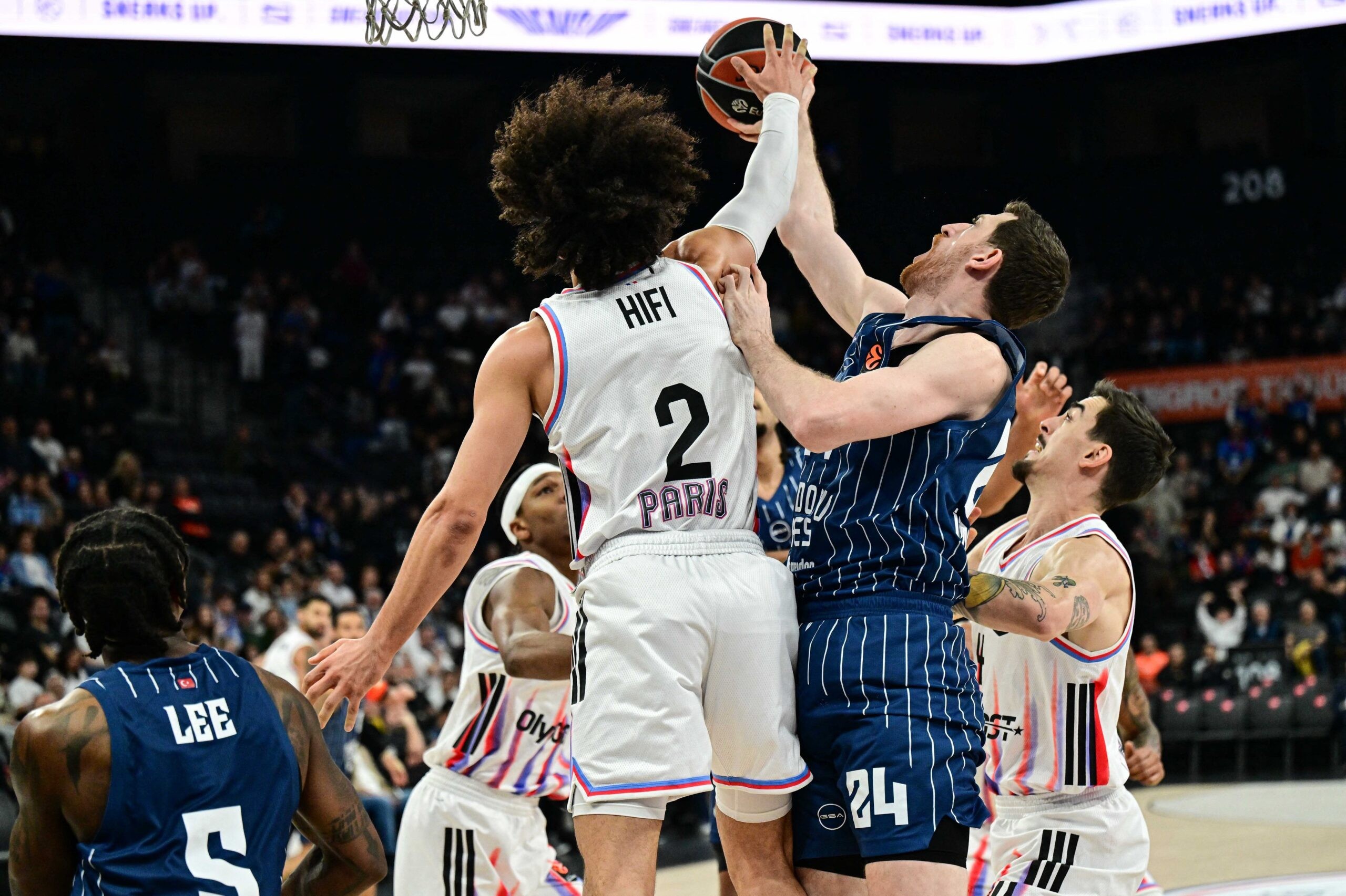 Efes'ten Evrolig'de Bir Yenilgi Daha