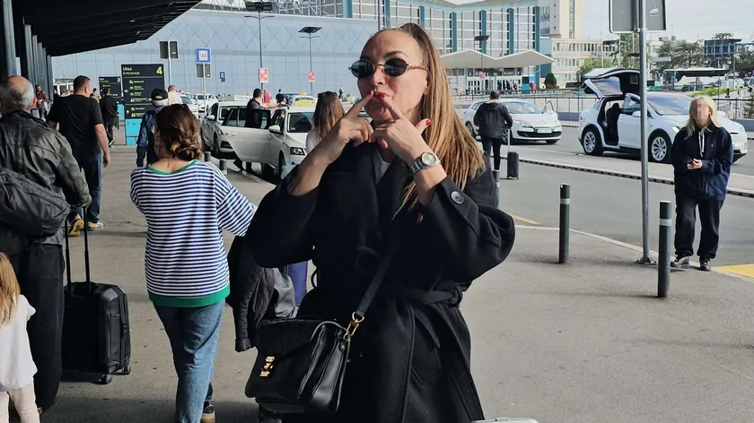 Ünlü Sırp şarkıcı Goga Sekulić, peynir satmaya başladı.