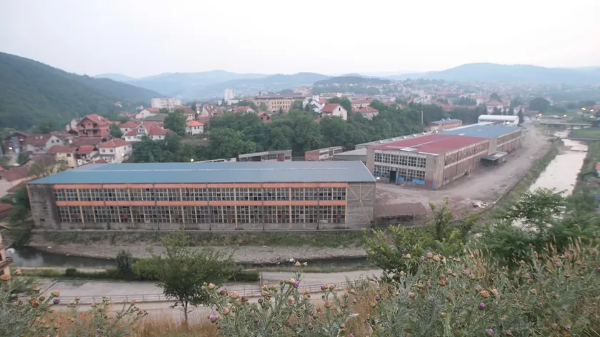 Sırbistan'da bir şehirde ortalama maaş 4,5 kat arttı Şimdi yaklaşık 900 euro