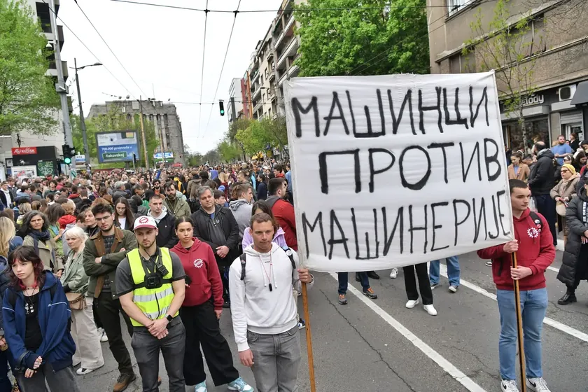 Üniversite ve öğrenciler eğitim reformu planları üzerinde çalışıyor