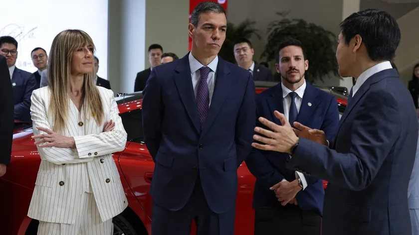 İspanya Başbakanı Sanchez eşine yönelik suçlamalarla ilgili önemli açıklama yaptı