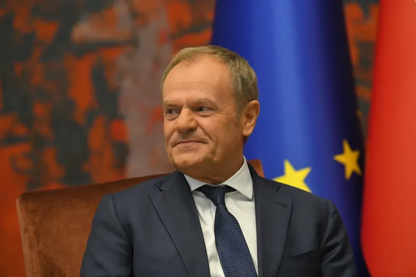 Polonya Başbakanı Tusk, Macaristan Başbakanı Orban'a 'Macar baharı' esprisiyle takıldı