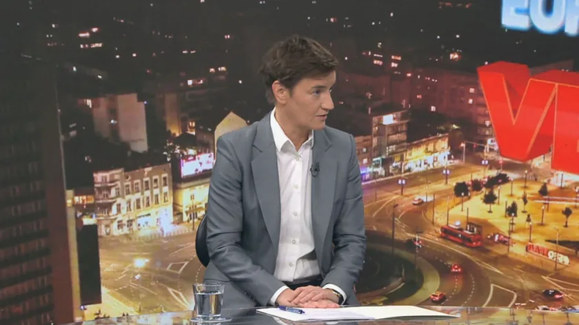 Sırbistan Parlamento Başkanı Ana Brnabić, öğrencilerin blokajda "casus" edildiği iddialarına yanıt verdi.