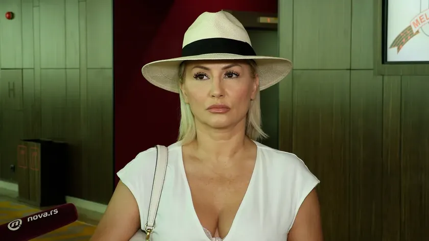 Sırbistanlı şarkıcı Goca Tržan evliliğinin ilk yılında eşini incittiğini kaydetti