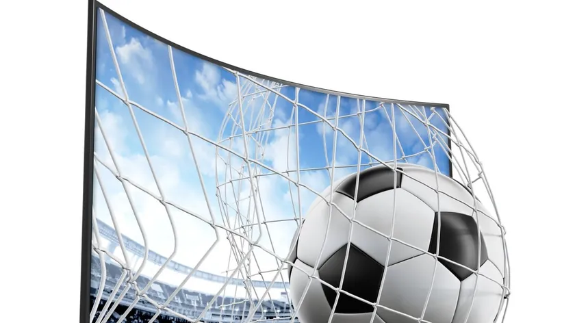 OLED teknolojisi spor müsabakalarını izleme deneyimini daha gerçekçi hale getirerek kökten dönüştürüyor