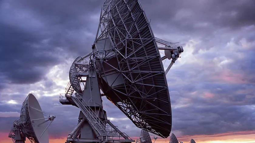Astronomlar 10 yıldan fazla sürede gizlenen dev bir gezegeni keşfettiler.