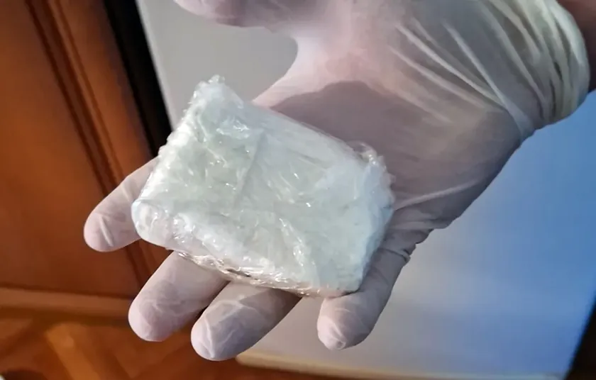 Kamion şoförü 17,5 kilograma kokainle yakalandı.