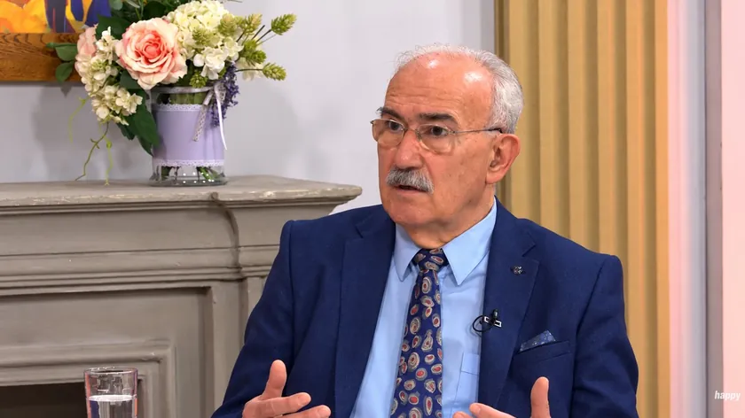 Dr Predrag Nenadić, en iyi kolesterol ve yağlı karaciğer hakkındaki yaygın yanılgıları yıkıyor "Pişirmeyle değil"