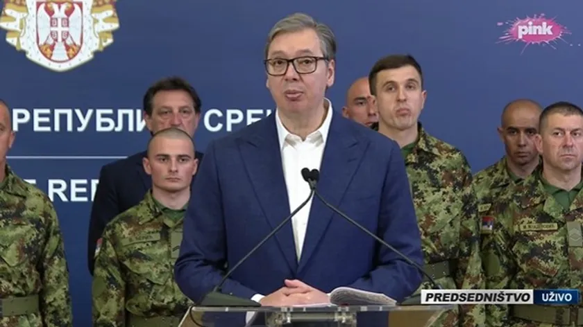 Sırbistan Cumhurbaşkanı Vucic, Liban barış misyonundaki ordu mensuplarını kabul ettiğini bildirdi