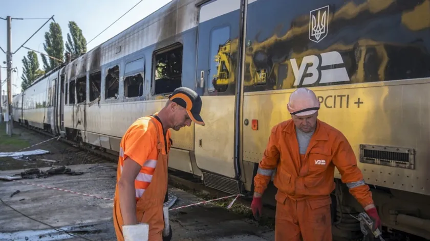 Rus Ordusu Ukrayna Odesa Bölgesinde Treni Vurdu: Can Kaybı Yaşandı