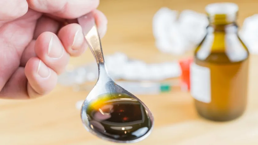 Birleşik Krallık uzmanı reçetesiz ilaçların olası risklerine dikkat çekti