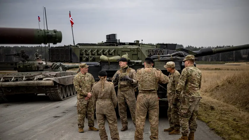 Danmark'ta Savunma Bakanı Jepea Brusa'nın Evinin Yakınında Bir Dron Bulundu