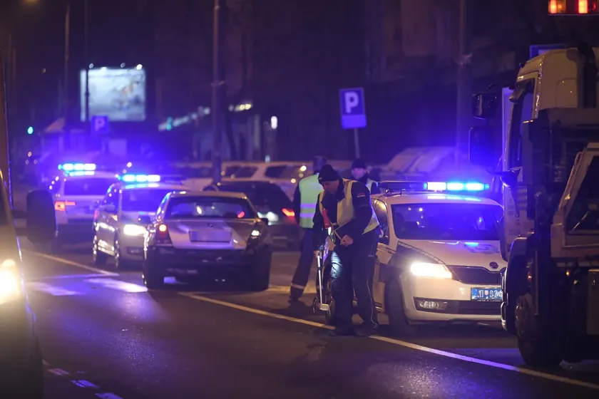 Novi Pazar-Raška yolunda trafik kazası sonucu genç bir adam hayatını kaybetti.