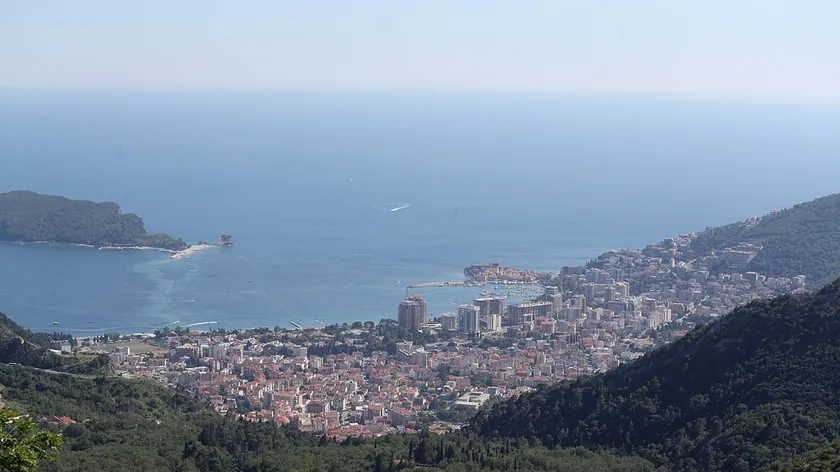 Budva plajında bir başka trajedi Mogren'de bir erkek cesedi bulundu
