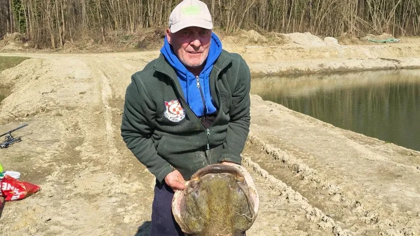 Hırvatistan'da Branko Halapa Piknik Sırasında 36 Kilogramlık Dev Yayın Balığı Yakaladı
