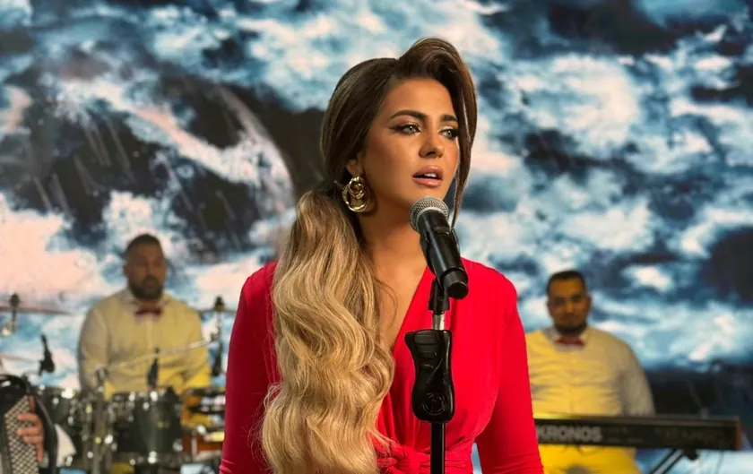 Sırbistanlı Şarkıcı Marijana Katić Çola'nın Hitini Halk Müziği Tarzında Yorumladı