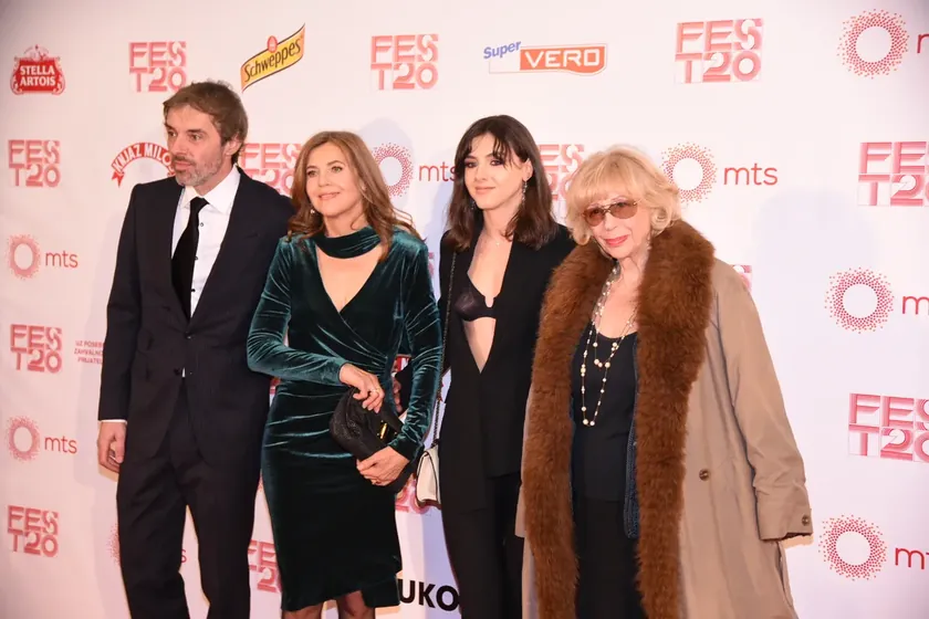 Snežana Bogdanović ve kızı Nika'nın hayatı hakkında konuştu