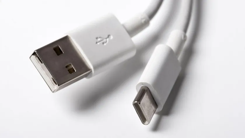 USB prikljuçlarının sembollerinde gizlenen bilgiler